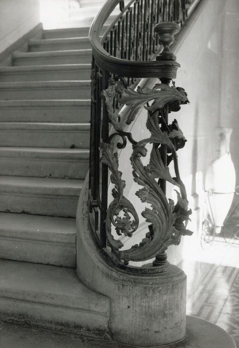 escalier d’honneur, détail du départ de la rampe