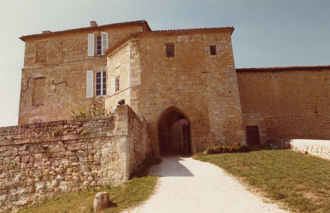 porte de ville, élévation est