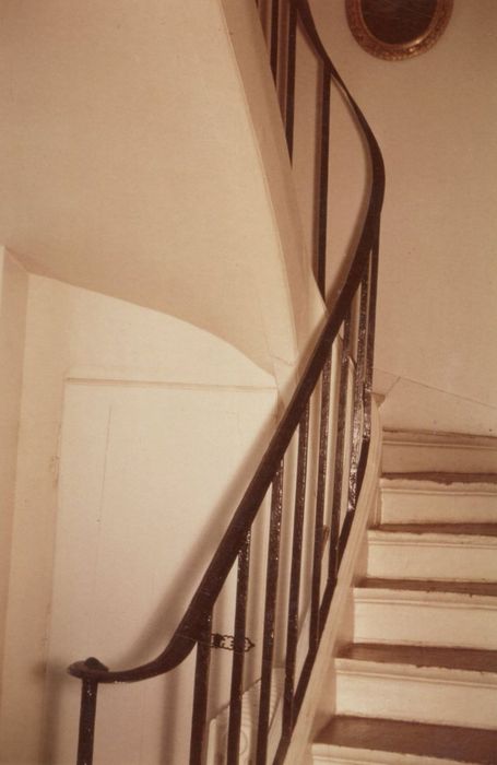 escalier, vue partielle