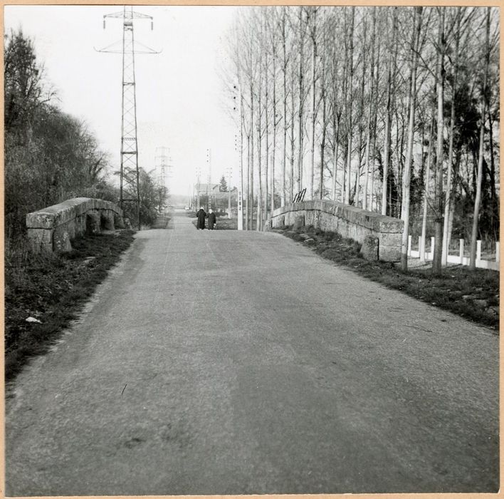 vue générale de la chaussée en direction du Sud