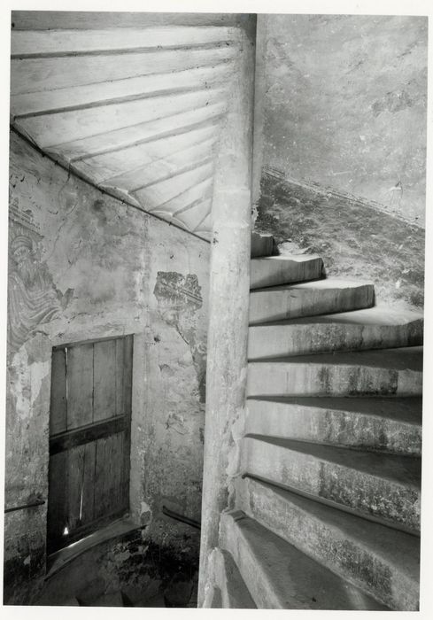 escalier à vis, vue partielle