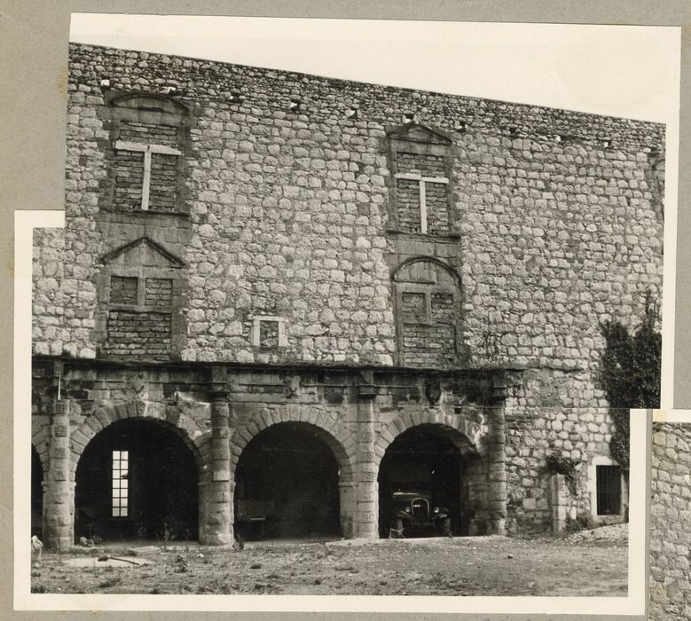 grande cour, façade est