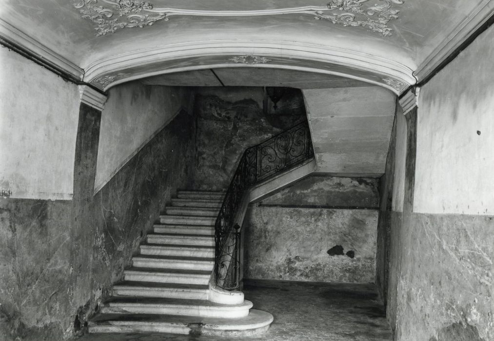 escalier d’honneur, vue partielle