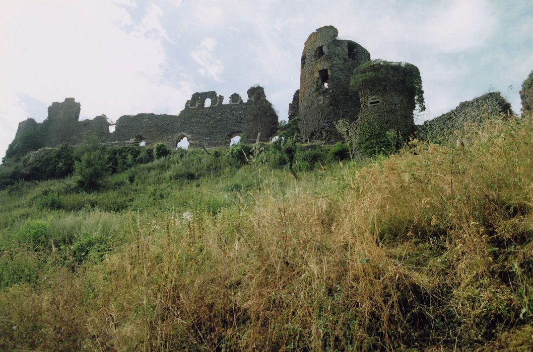 vue générale de la deuxième enceinte, front nord