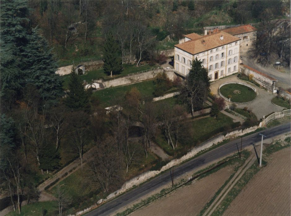 vue aérienne de l’ensemble des bâtiments