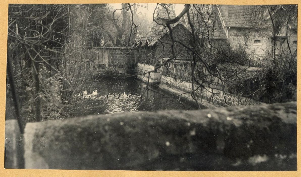 vue partielle des anciennes douves