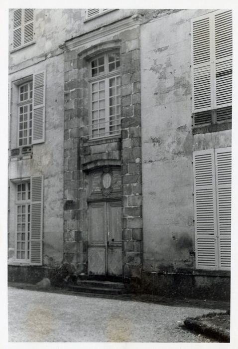 porte d’accès, façade nord-ouest