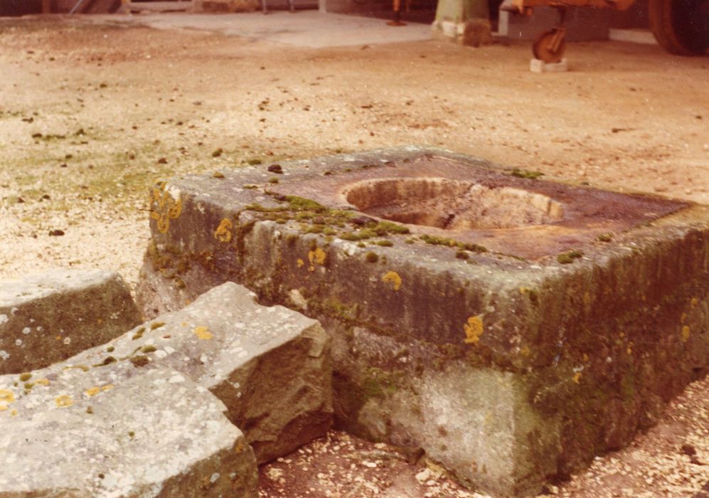 puits de l’ancienne citerne du château