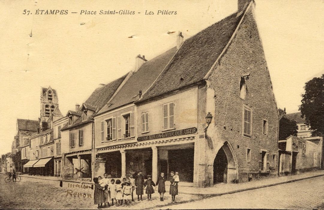 vue générale des façades sur rue