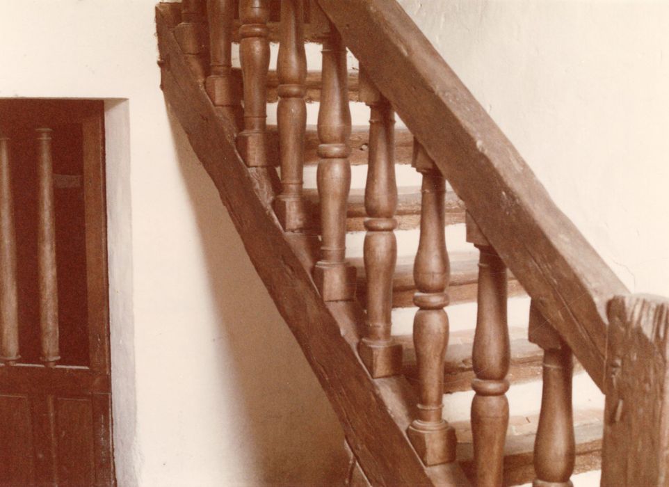 pavillon nord, escalier, détail de la rampe