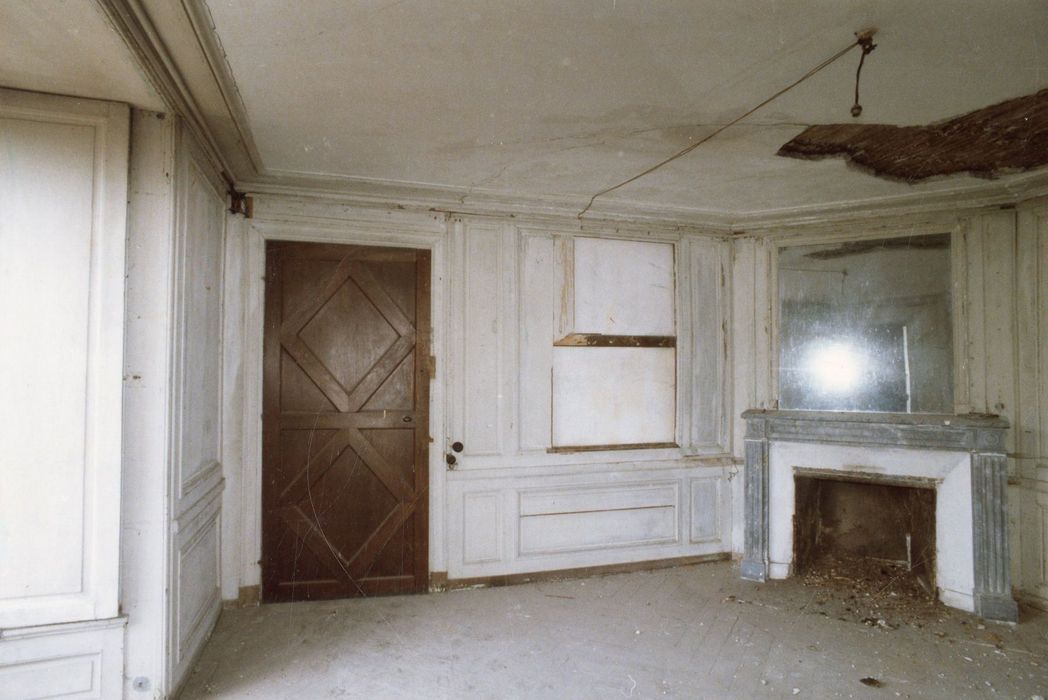 rez-de-chaussée, chambre (pièce n°4)