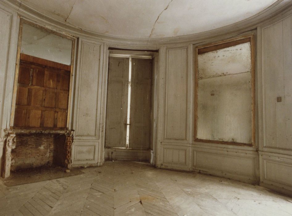 rez-de-chaussée, chambre (pièce n°5)