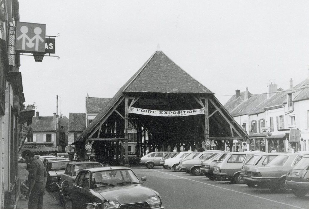 vue générale de la halle depuis le Sud