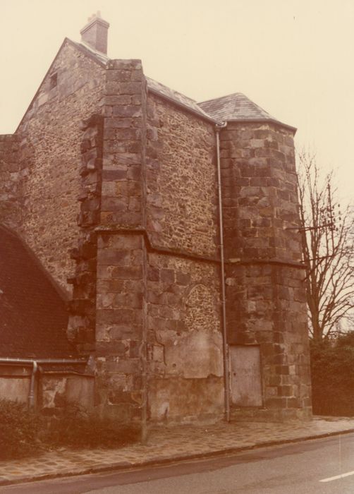 façade latérale nord, vue partielle