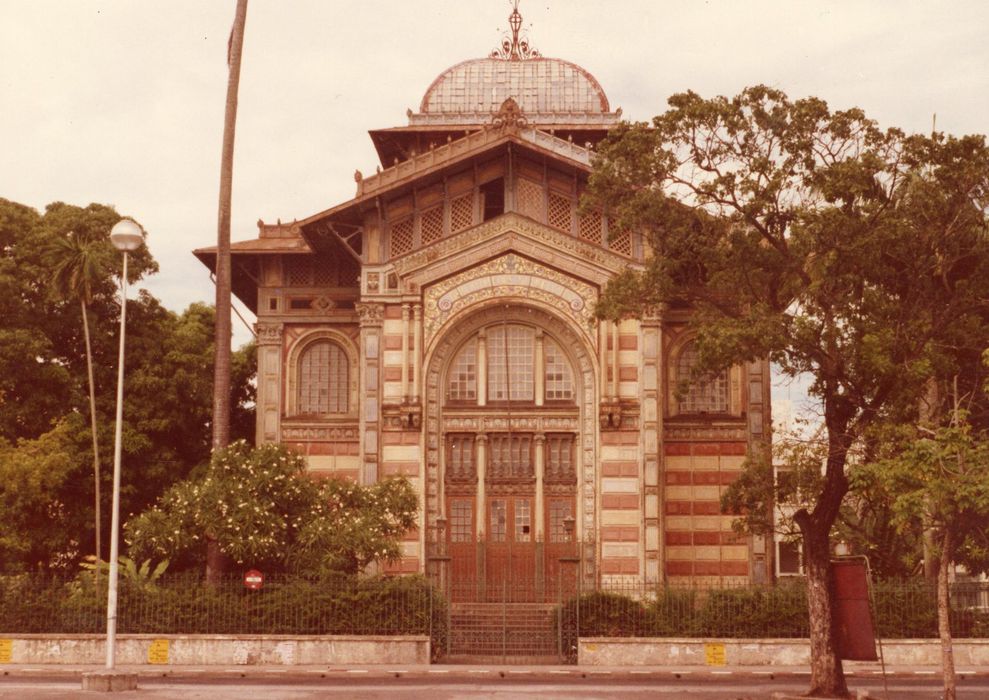 Bibliothèque Schoelcher