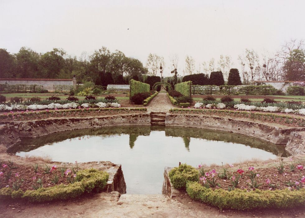 potager, bassin central