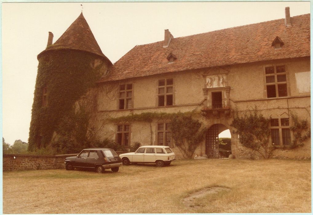 logis, façade est