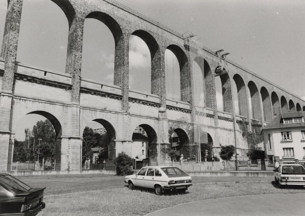 Aqueduc des Eaux de Rungis (également sur communes de Rungis, Fresnes, L'Hay-les-Roses, Cachan, Gentilly et Paris 14)