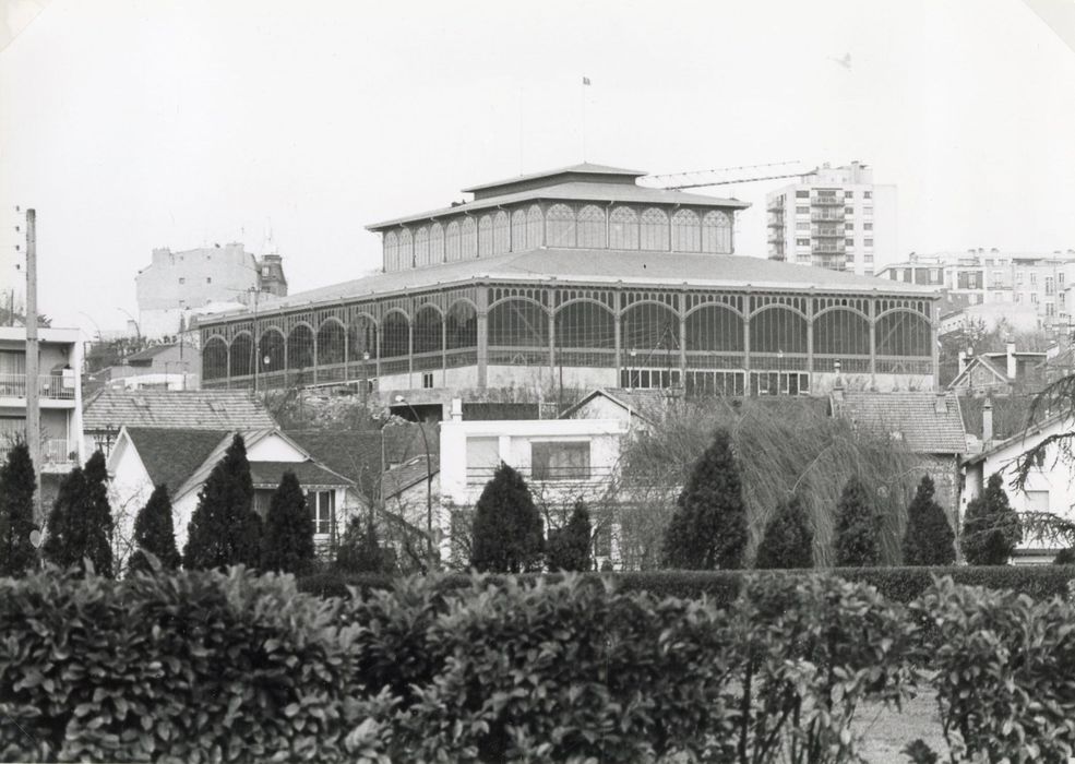 vue générale du pavillon dans son environnement