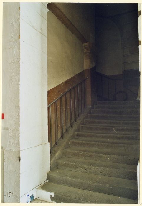 escalier, vue partielle