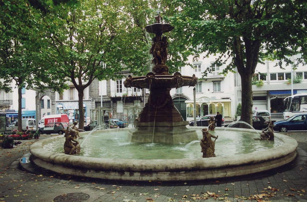 vue générale de la fontaine