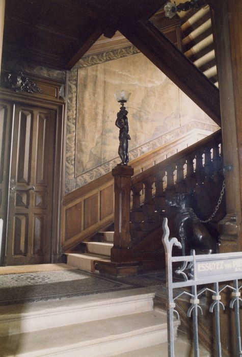 escalier, 1er palier du rez-de-chaussée