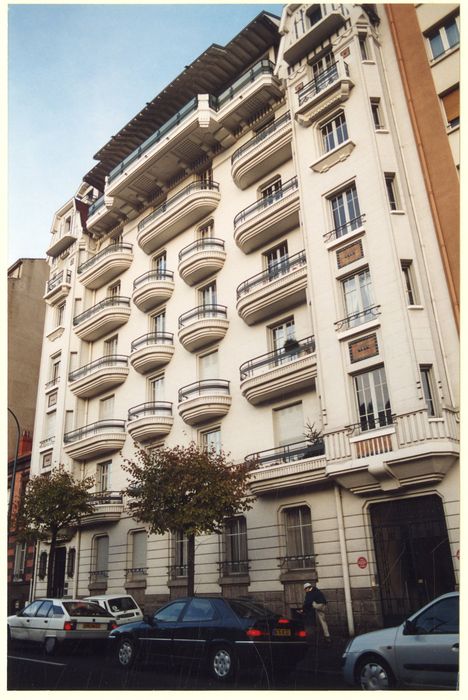 façade sur rue