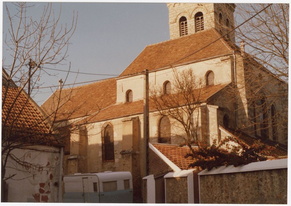 façade latérale sud, vue partielle