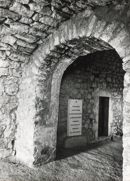 arcade séparant l’oratoire de la chapelle