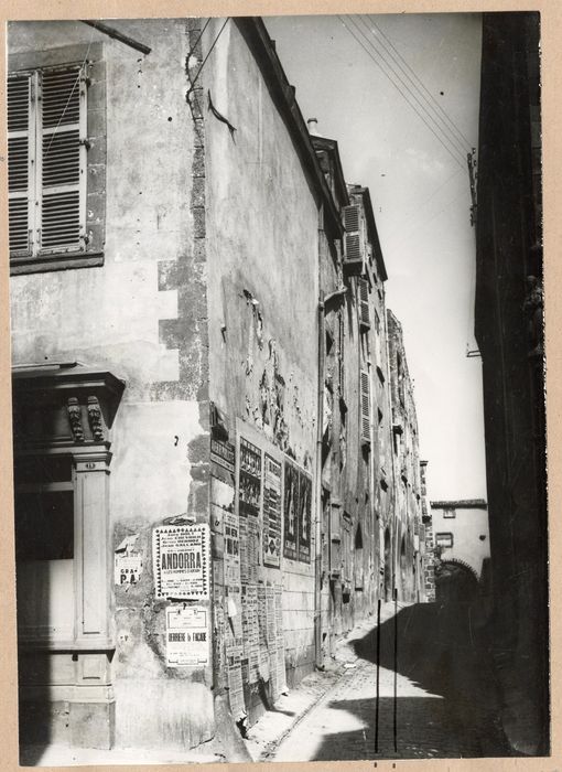 façade sur la rue Sainte-Marie, vue partielle