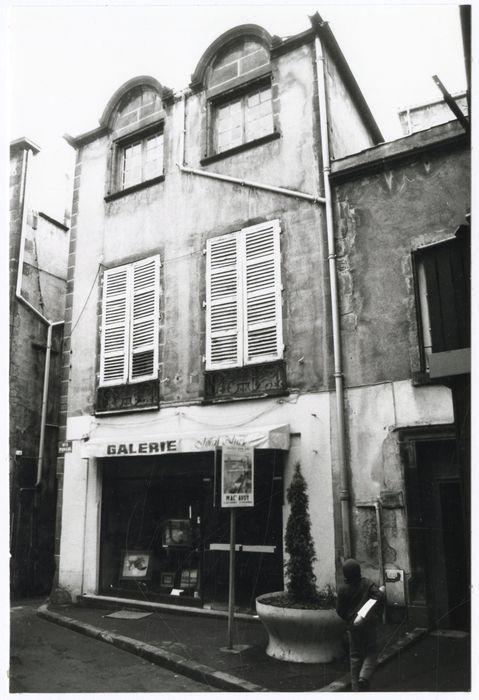 façade sur rue