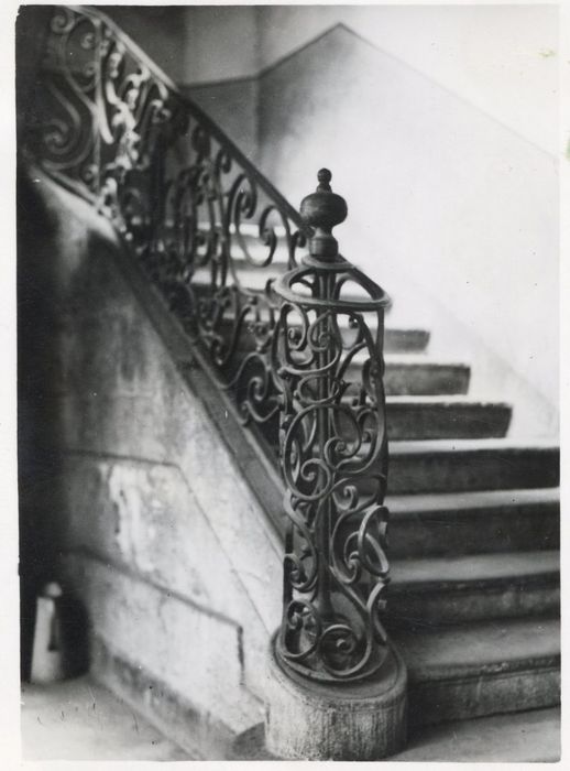 escalier, détail du départ de la rampe