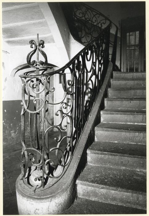 escalier, détail du départ de la rampe