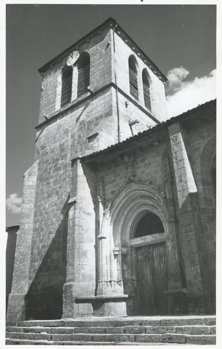 façade latérale sud-ouest, vue partielle