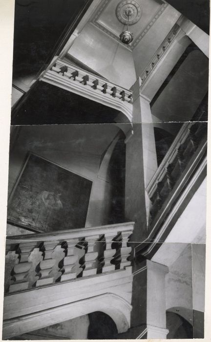 escalier monumental, vue partielle