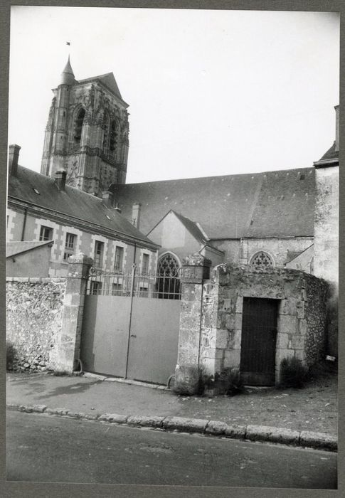 façade latérale sud, vue partielle