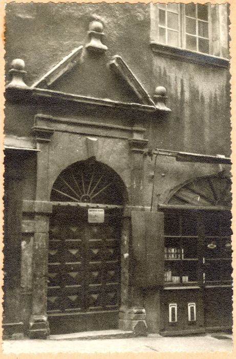 porte d’accès sur la Grand’rue