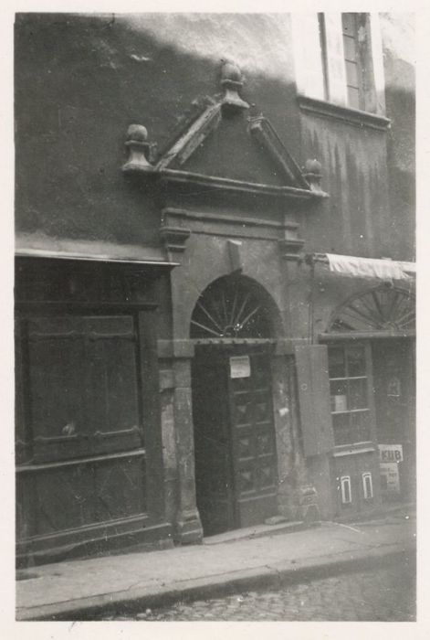 façade sur la rue Montlaur