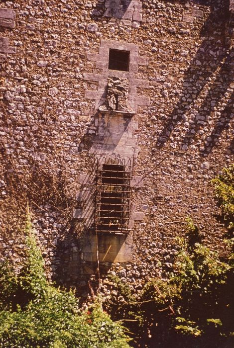 façade sud, vue partielle