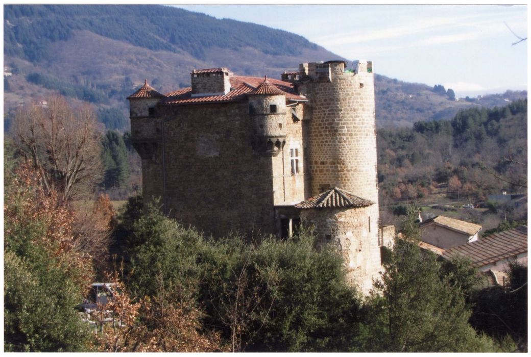 vue partielle du château depuis le Sud-Ouest