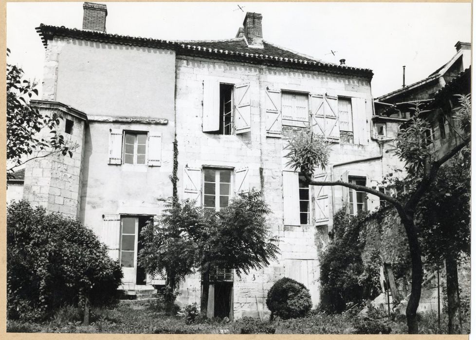 façade sur jardin