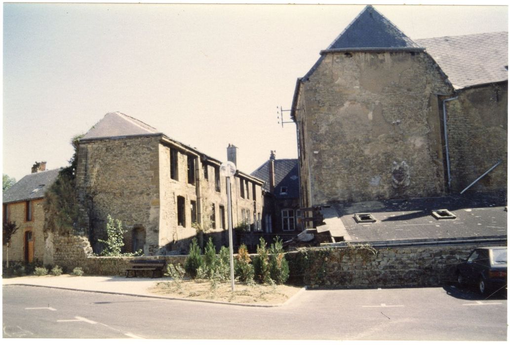 façade nord, ruelle entre la manufacture et l’aile du bâtiment des « Gros Chiens »