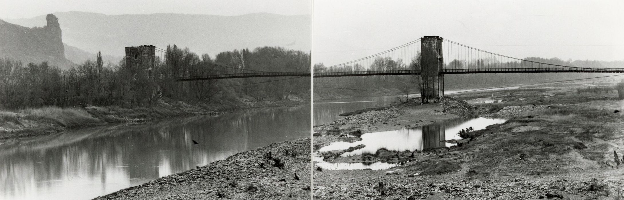 vue générale du pont dans son environnement depuis l’aval