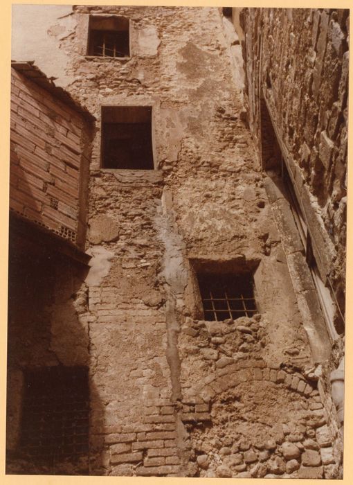 façades postérieures, vue partielle