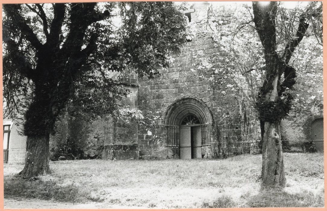 façade ouest, vue partielle