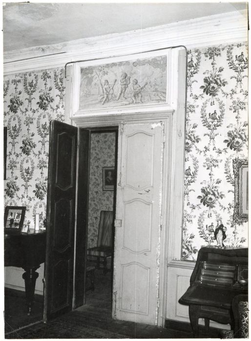 1er étage, grand salon, vue partielle du décor