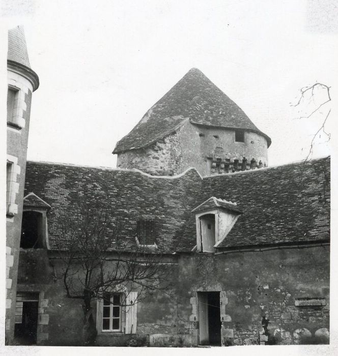 donjon, vue partielle