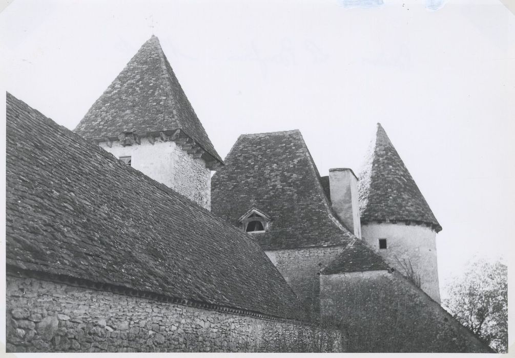 châtelet, toitures orientées à l’Est