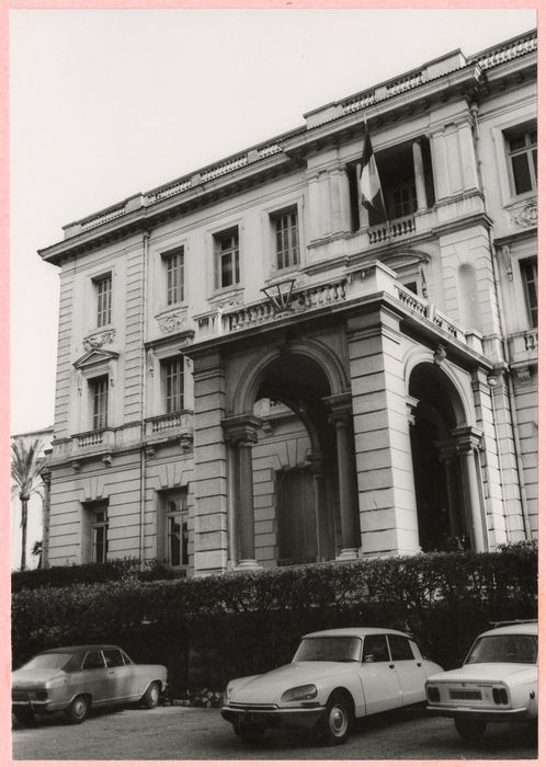 façade nord, vue partielle