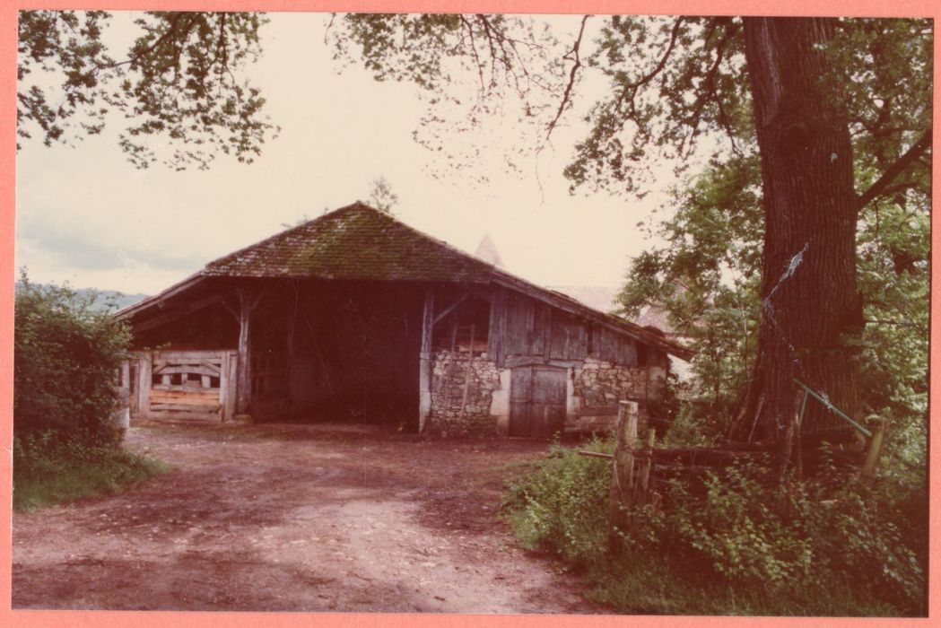 hangar, façade nord-ouest